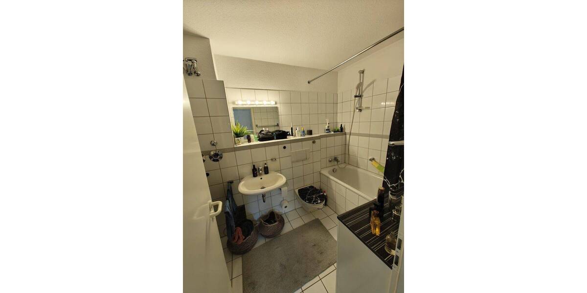 Etagenwohnung Erkrath Hochdahl - 2 Zimmer, 63 m&sup2;, 690&euro; | Angebot:26818725