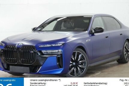 BMW i7 2.500 km 142.830 &euro; Paderborn 33100