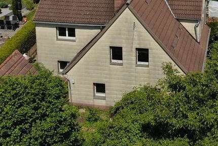 Haus Hüttlingen - 5 Zimmer, 200 m&sup2;, 290.000&euro; | Angebot:27044032
