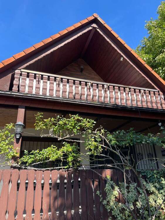 Wohnung zum Mieten in Frankfurt am Main 1.740 € 130 m² 3 zimmer