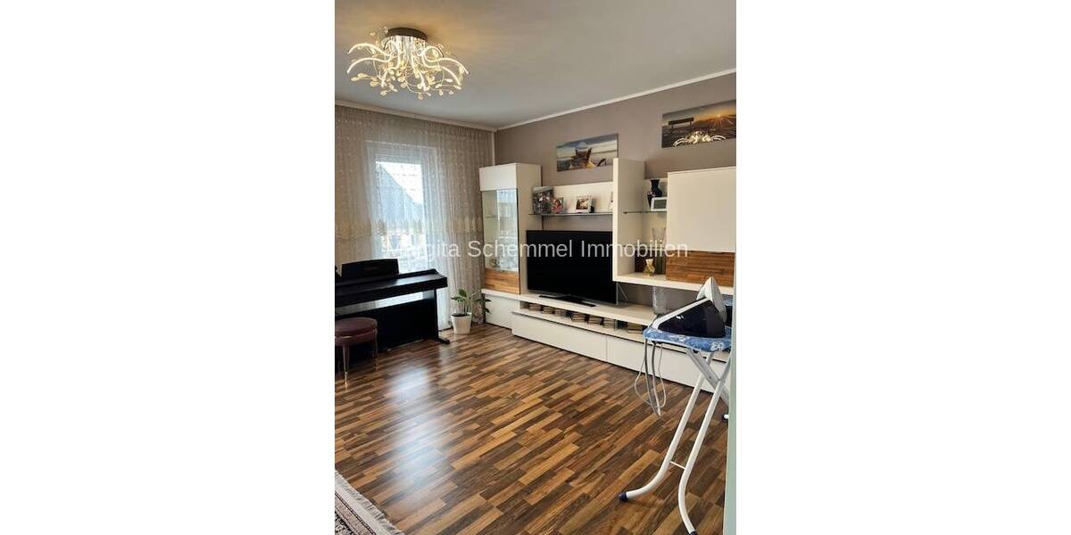 Etagenwohnung Wendelstein Großschwarzenlohe - 3 Zimmer, 98 m&sup2;, 450.000&euro; | Angebot:26388361