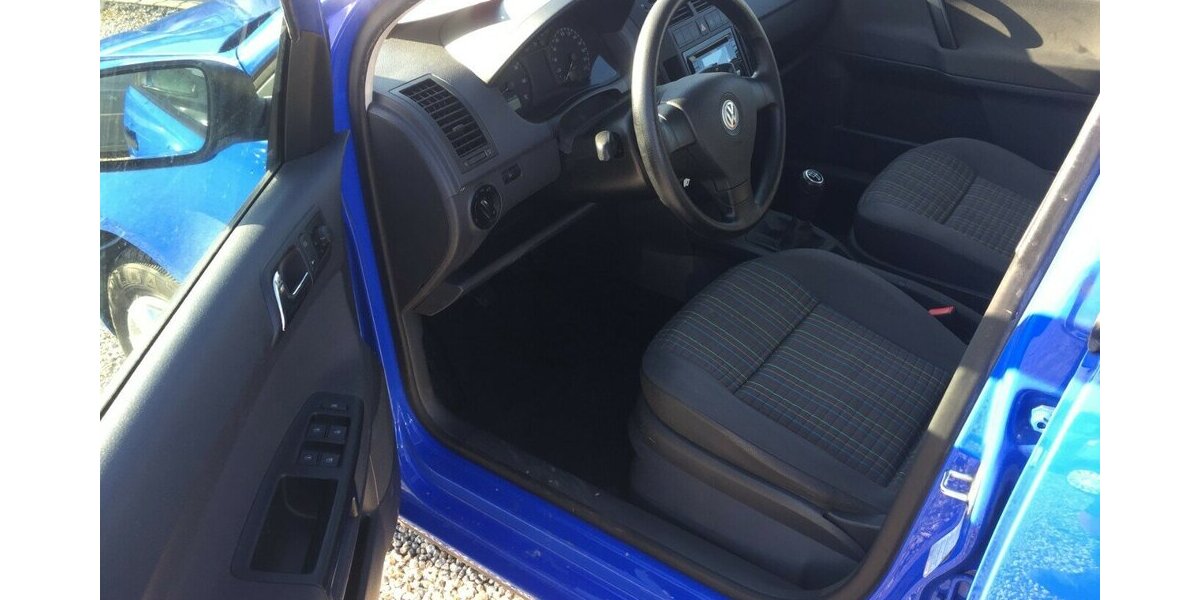 VW Polo Trendline,4 Türig,Tüv Neu! 175.000 km 3.600 &euro; Himmelkron 95502