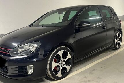 VW Golf 218.000 km 5.990 € Ulm 89077