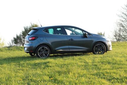 Renault Clio 93.000 km 9.700 &euro; Burgbrohl 56659