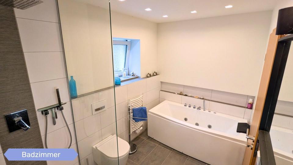 ► Freistehendes Wohnhaus direkt am Naturschutzgebiet zimmer
