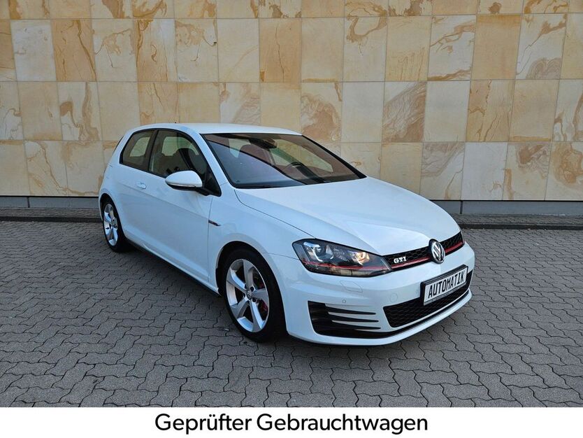 VW Golf 130.000 km 15.990 € Schwetzingen 68723