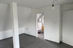 Dachgeschoßwohnung Dahlem - 1 Zimmer, 34 m&sup2;, 300&euro; | Angebot:26253427