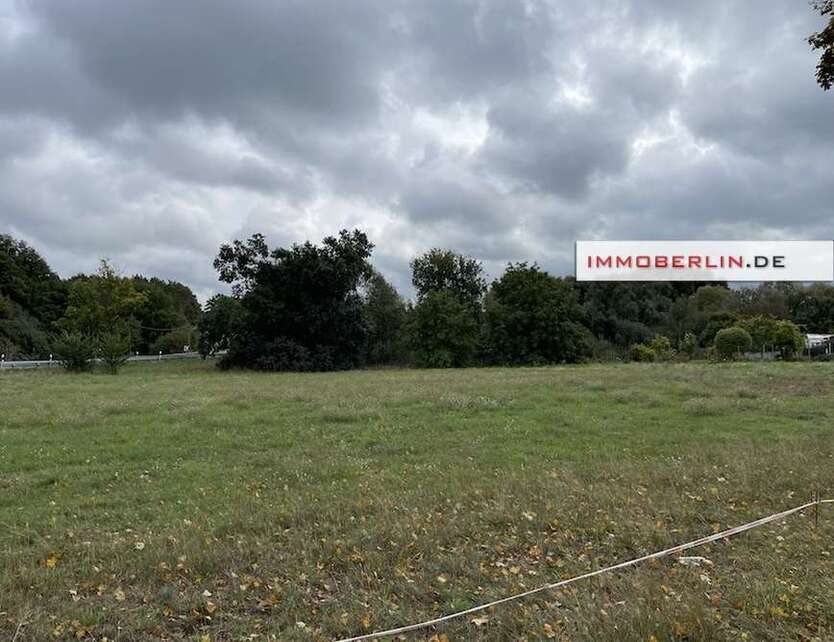 Grundstück zu verkaufen in Trebbin 245.000 € 942 m²