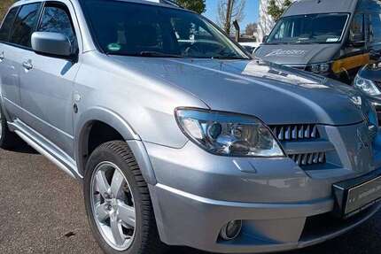 Mitsubishi Outlander 83.000 km 7.900 &euro; Lahr 77933