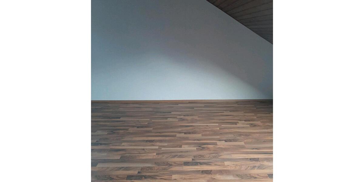 Dachgeschoßwohnung Geldern - 2.5 Zimmer, 57 m&sup2;, 640&euro; | Angebot:24853265