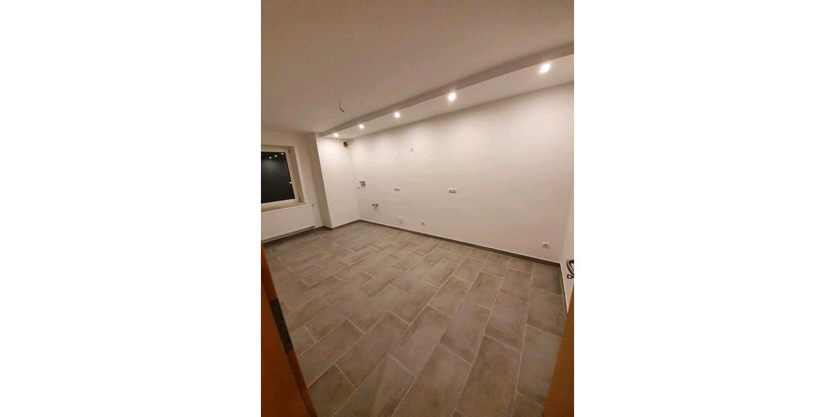 Etagenwohnung Neuötting - 2 Zimmer, 75 m&sup2;, 720&euro; | Angebot:26662935