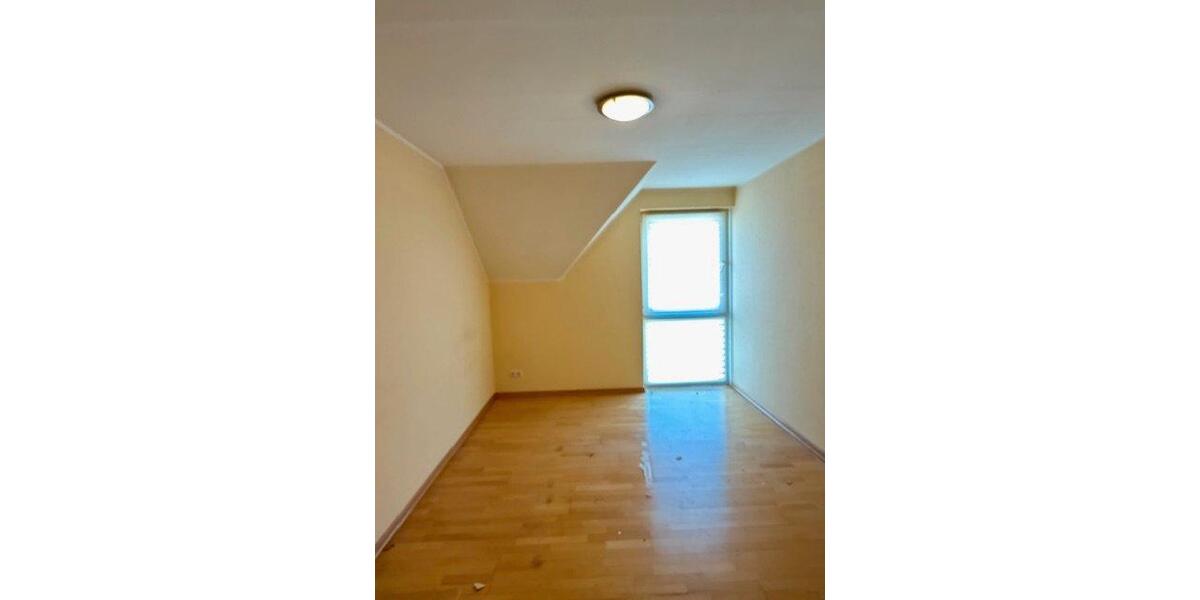 Reihenhaus Kaarst - 4.5 Zimmer, 129 m&sup2;, 1.880&euro; | Angebot:26406097