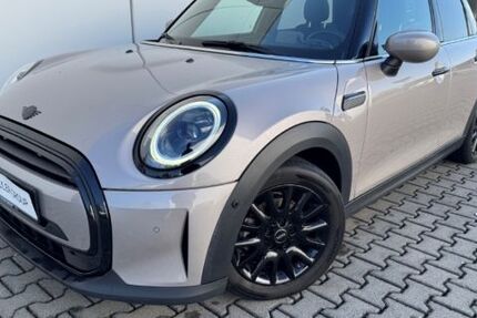 Mini Cooper 46.971 km 23.499 € Kaiserslautern 67663