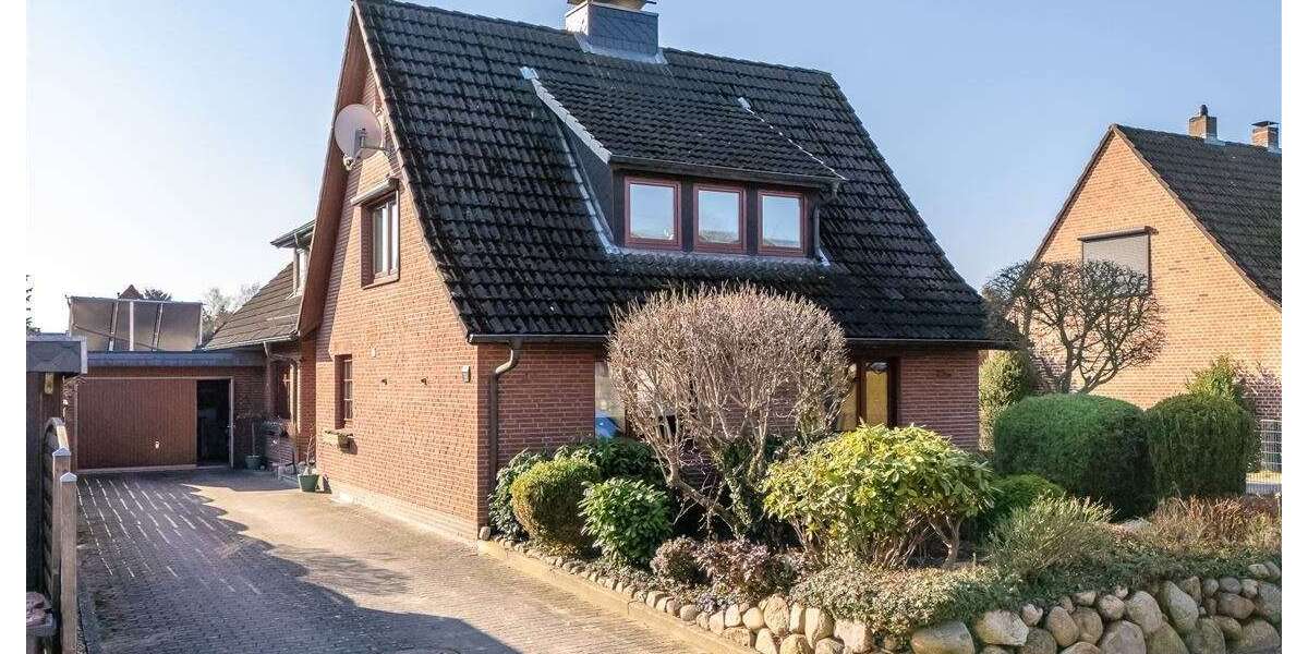 Einfamilienhaus Trittau - 7 Zimmer, 220 m&sup2;, 649.000&euro; | Angebot:25619443