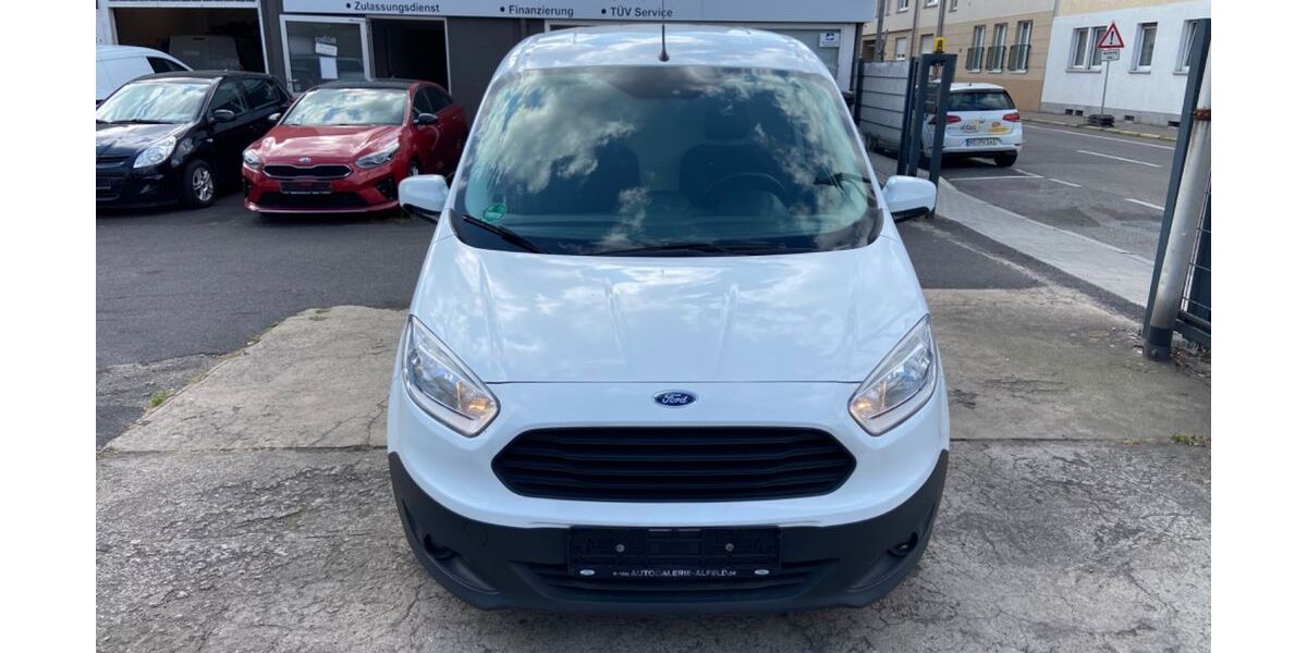 Ford Transit Courier 131.000 km 9.250 € Hanau 63450