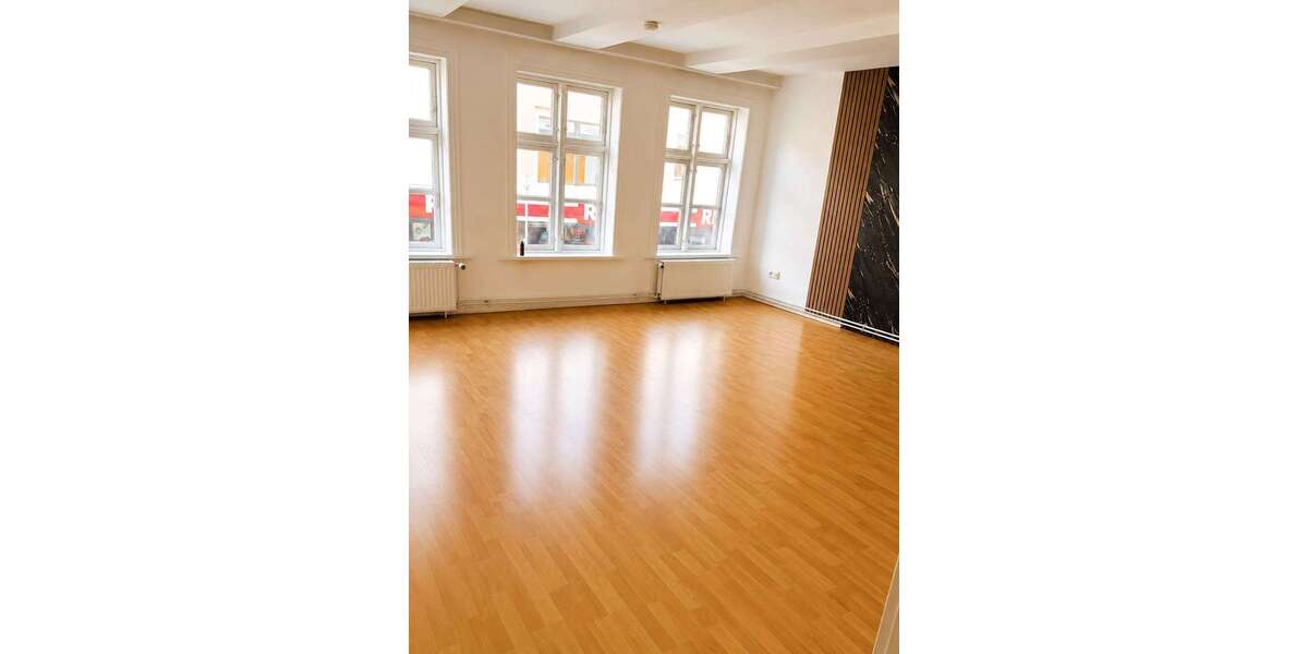 Etagenwohnung Wolfsbüttel - 3 Zimmer, 115 m&sup2;, 1.090&euro; | Angebot:26885377