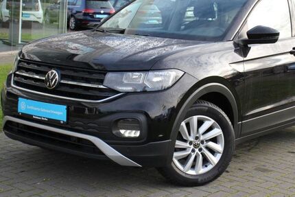 VW T-Cross 40.296 km 17.990 € Salzgitter 38226