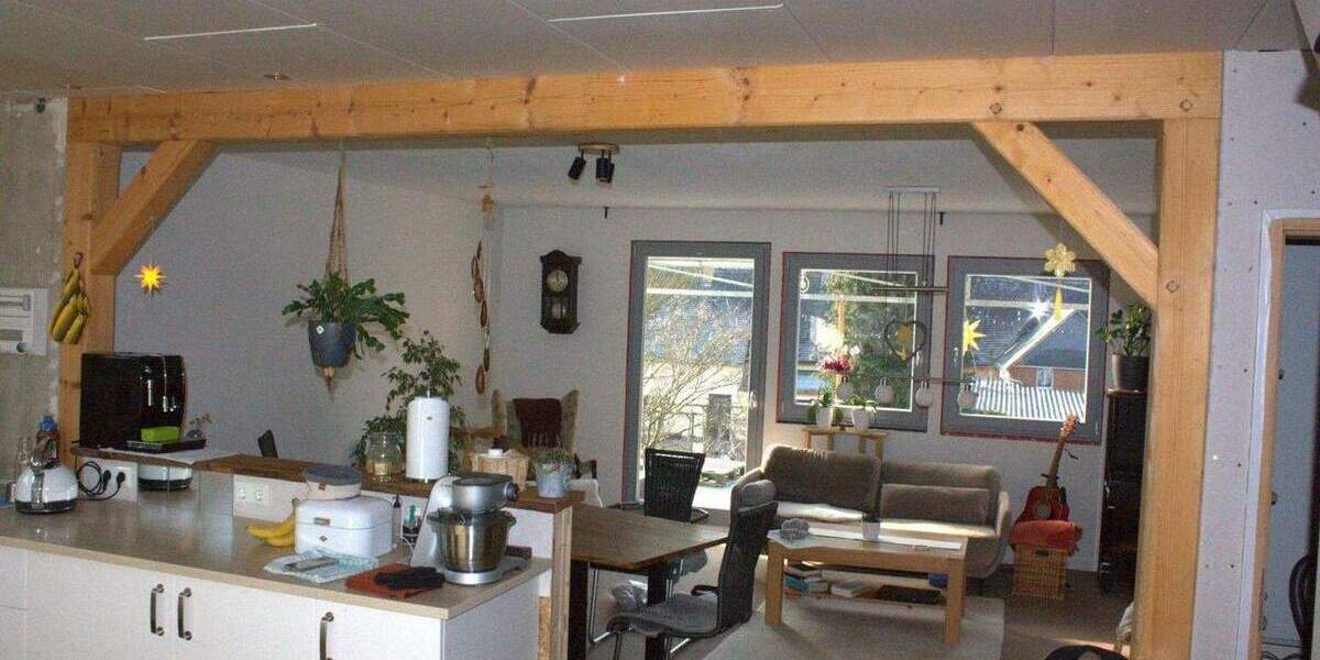 Einfamilienhaus Berthelsdorf Feldhäuser - 6 Zimmer, 150 m&sup2;, 125.000&euro; | Angebot:25905547