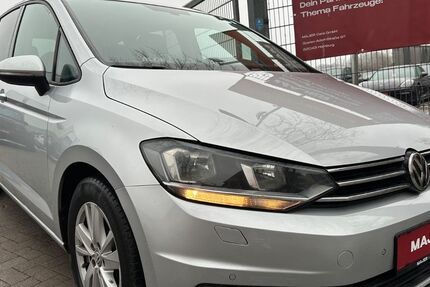 VW Touran 104.500 km 20.500 &euro; Hamburg 22043