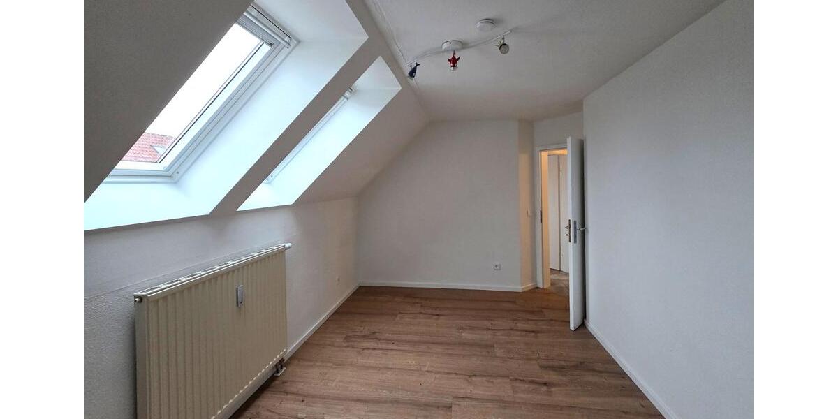 Etagenwohnung Ismaning - 4 Zimmer, 96 m&sup2;, 1.590&euro; | Angebot:25378117