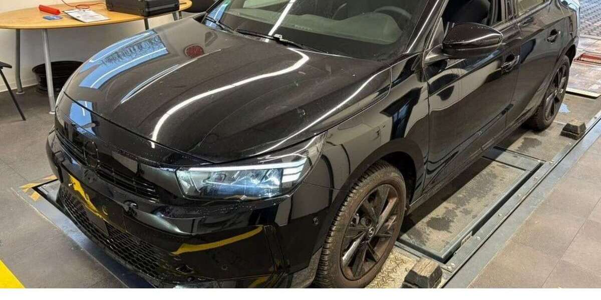 Opel Corsa 3.490 km 18.890 &euro; Bensheim 64625