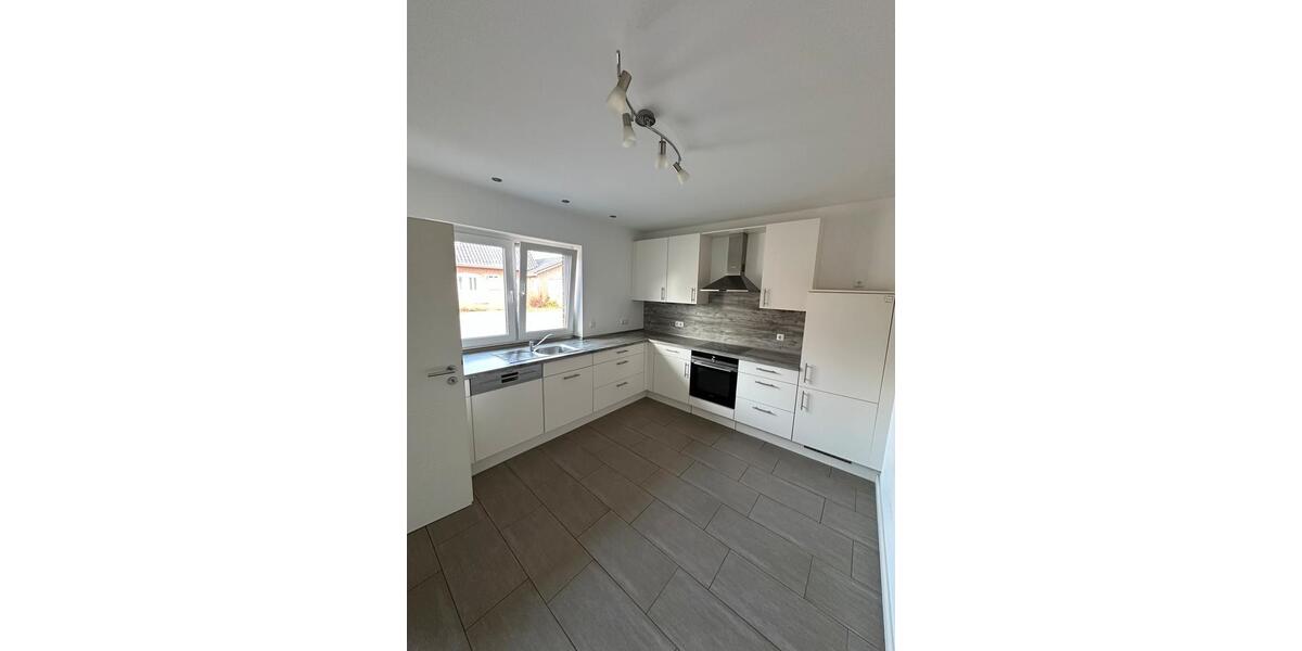 Doppelhaushälfte Oldendorf - 3 Zimmer, 80 m&sup2;, 880&euro; | Angebot:25334338