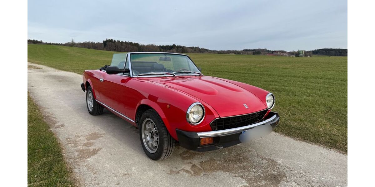 Fiat 124 Spider 60.000 km 15.000 &euro; Taufkirchen 82024