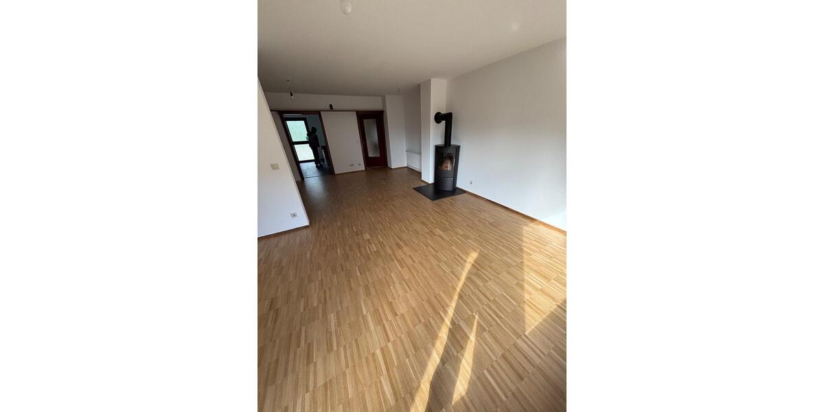 Reihenhaus Nürnberg Holzheim - 6 Zimmer, 120 m&sup2;, 1.600&euro; | Angebot:26048184