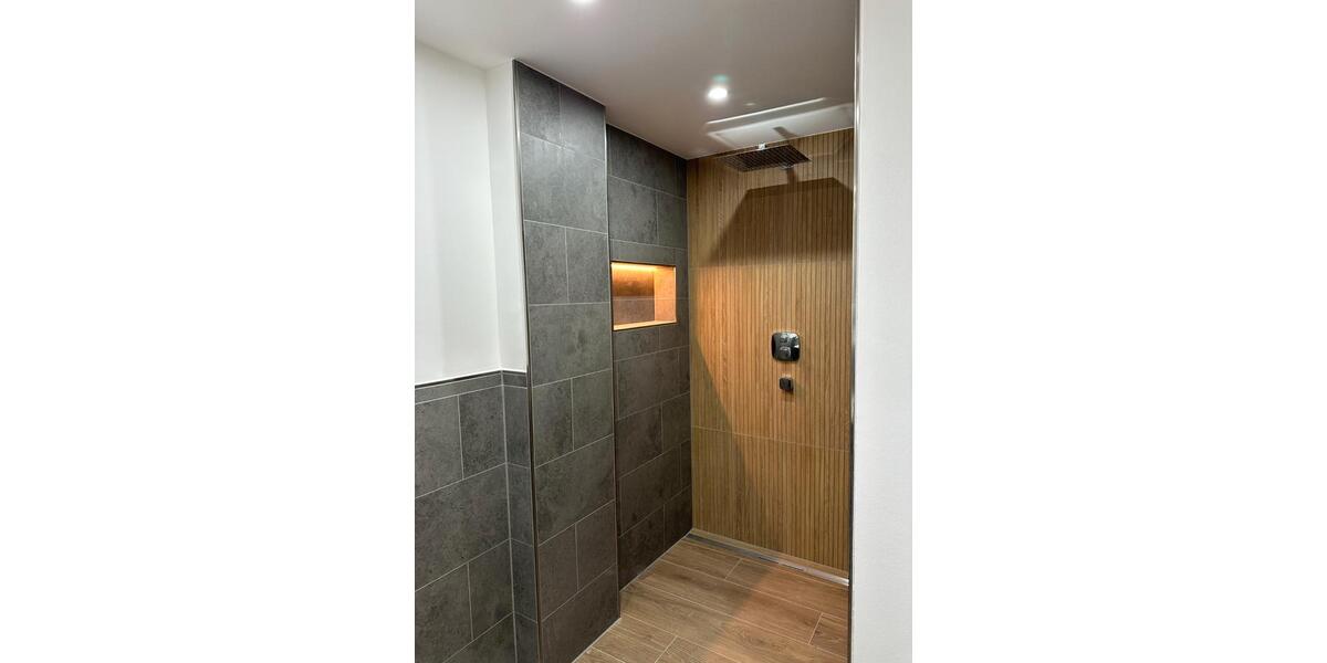 Einfamilienhaus Würzburg Sanderau - 7 Zimmer, 188 m&sup2;, 2.990&euro; | Angebot:26326326