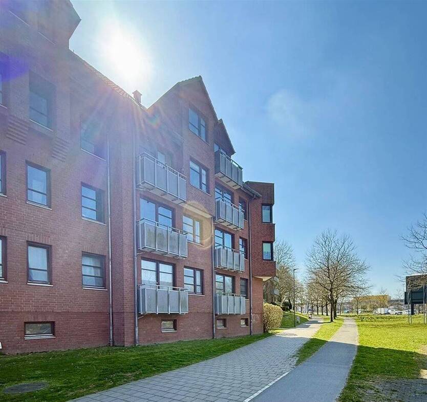 Vermietete 2-Zimmer-Wohnung mit kl. Balkon u. Garage Lüdemannstr., Kiel-Südfriedhof