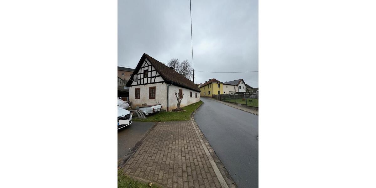 Einfamilienhaus Pößneck - 4 Zimmer, 90 m&sup2;, 57.000&euro; | Angebot:27097695