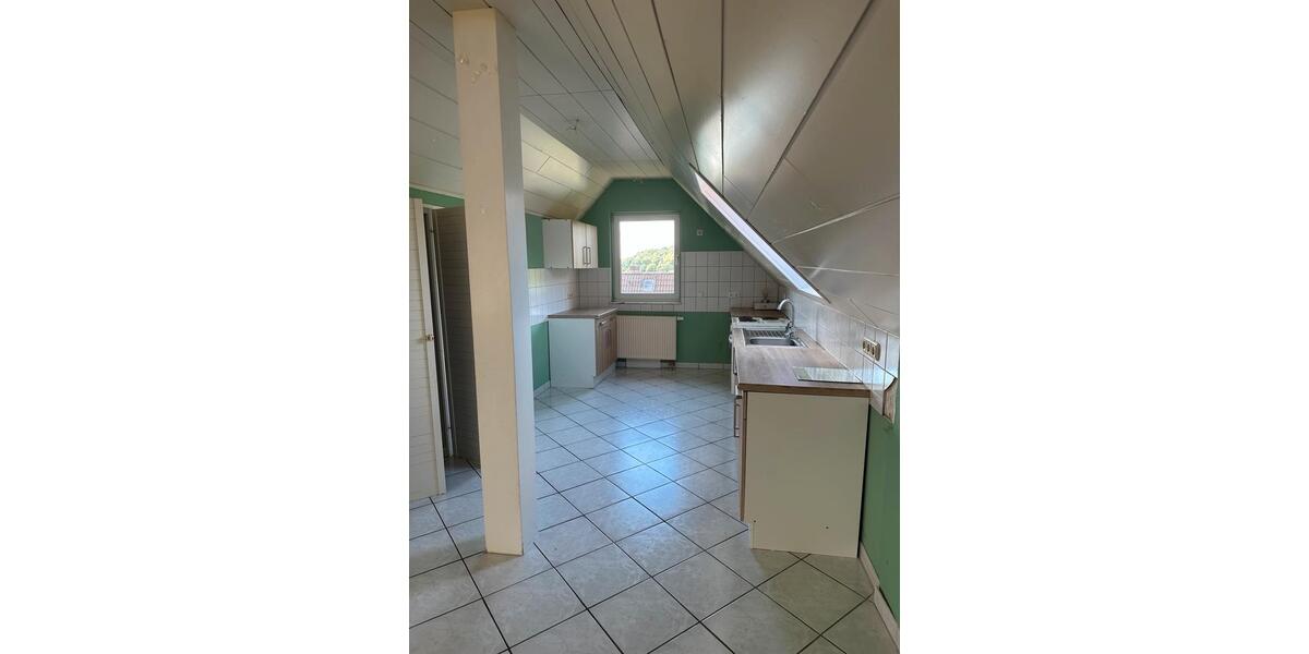 Dachgeschoßwohnung Schotten - 4 Zimmer, 83 m&sup2;, 650&euro; | Angebot:26335134