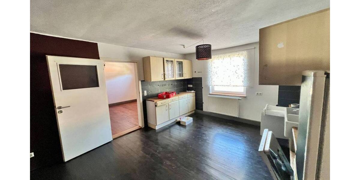 Mehrfamilienhaus, Wohnhaus Lengenfeld - 4 Zimmer, 150 m&sup2;, 79.000&euro; | Angebot:25708235