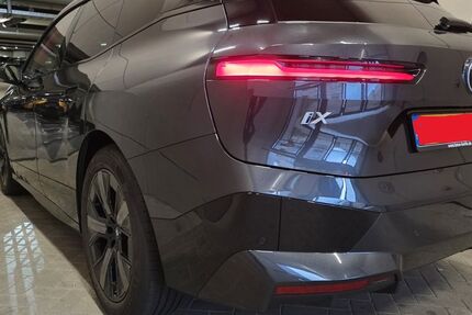 BMW iX 9.000 km 58.900 &euro; Pulheim 50259