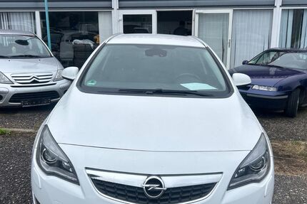 Opel Astra 204.000 km 3.350 &euro; zwickau 08064