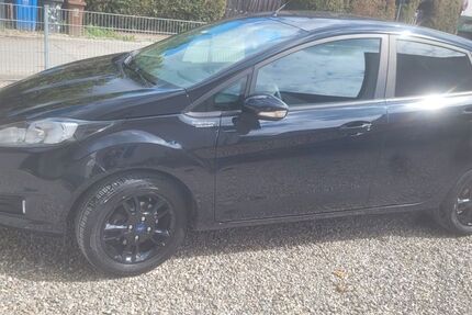 Ford Fiesta 133.401 km 5.900 € Mering 86415