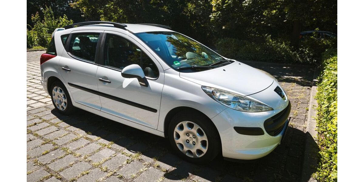 Peugeot 207 115.700 km 2.200 &euro; Zeitz 06712