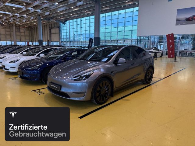 Tesla Model Y 38.497 km 42.600 &euro; Hanau 63457