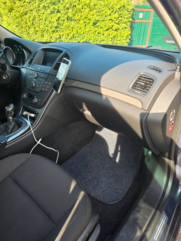 Opel Insignia 140.000 km 8.200 € Meppen 49716