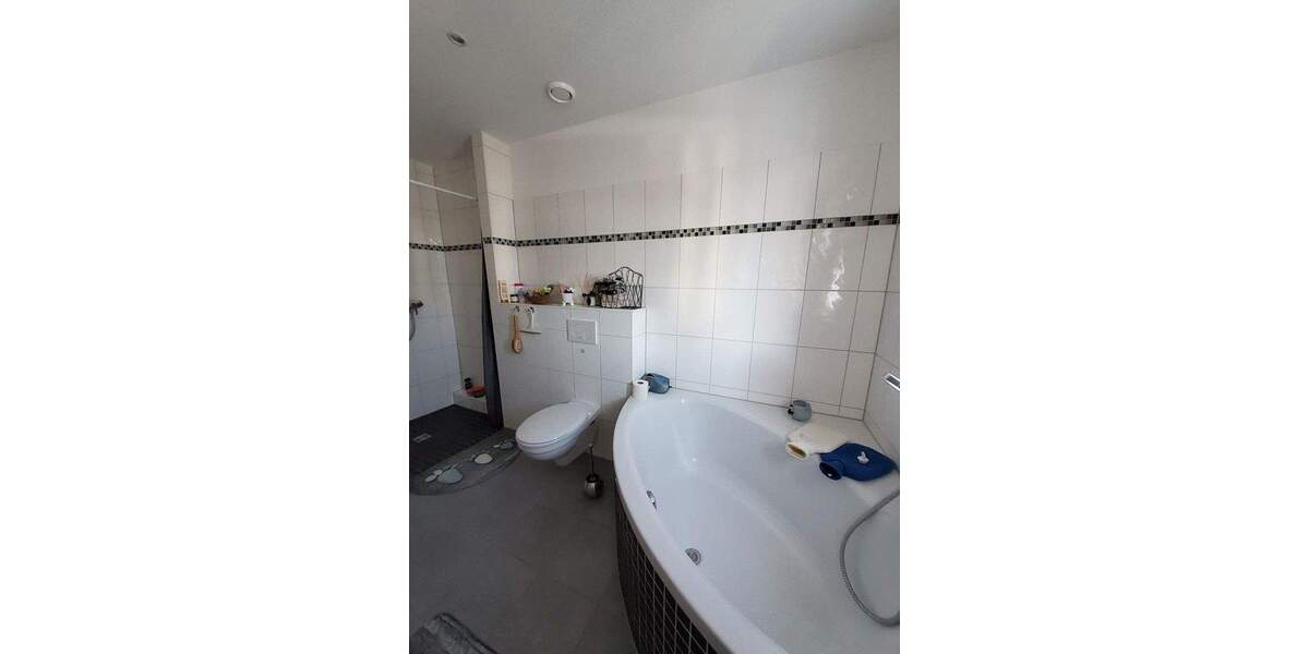 Reihenmittelhaus Taunusstein Bleidenstadt - 5 Zimmer, 141 m&sup2;, 1.650&euro; | Angebot:24846675