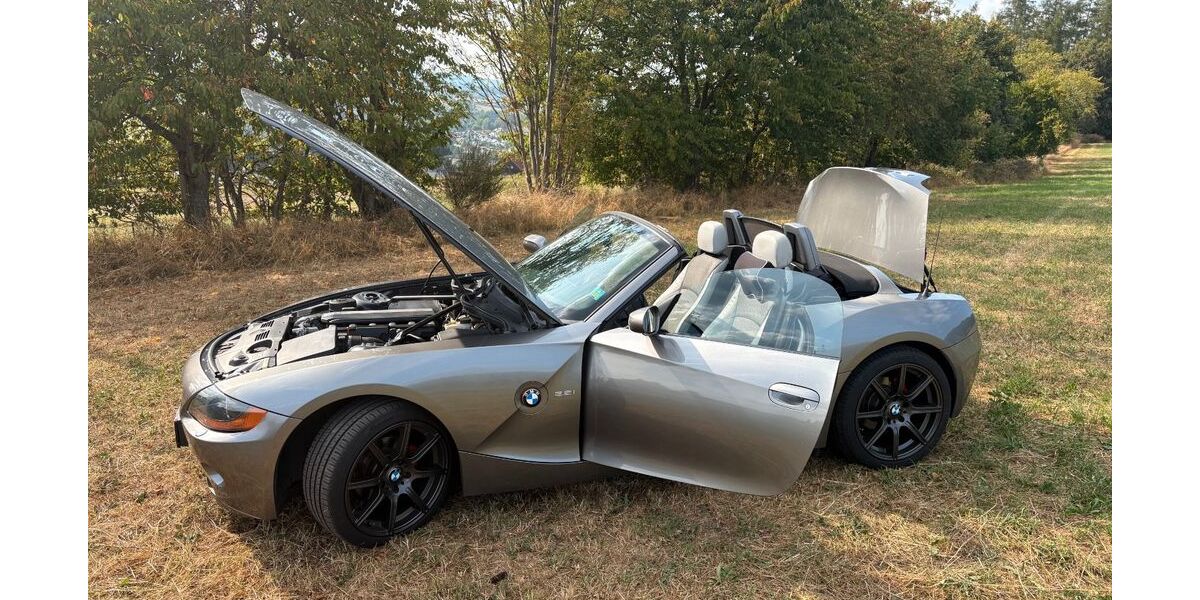 BMW Z4 84.000 km 11.200 &euro; Ebnath 95683