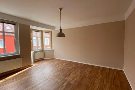 2 Zimmer Etagenwohnung in Tangermünder Mehrfamilienhaus (Altbau) 2 zimmer