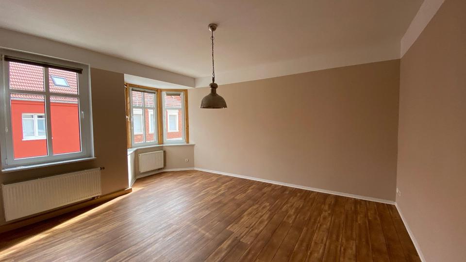 2 Zimmer Etagenwohnung in Tangermünder Mehrfamilienhaus (Altbau) 2 zimmer