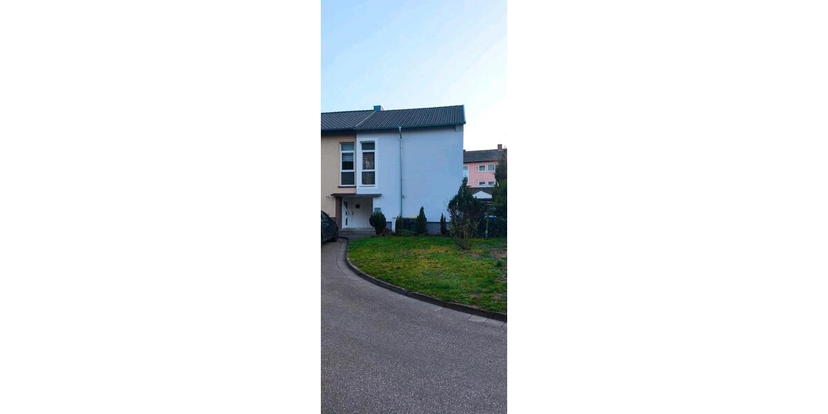 Reihenhaus Saarbrücken Neue Bremm - 4 Zimmer, 78 m&sup2;, 179.000&euro; | Angebot:27126802