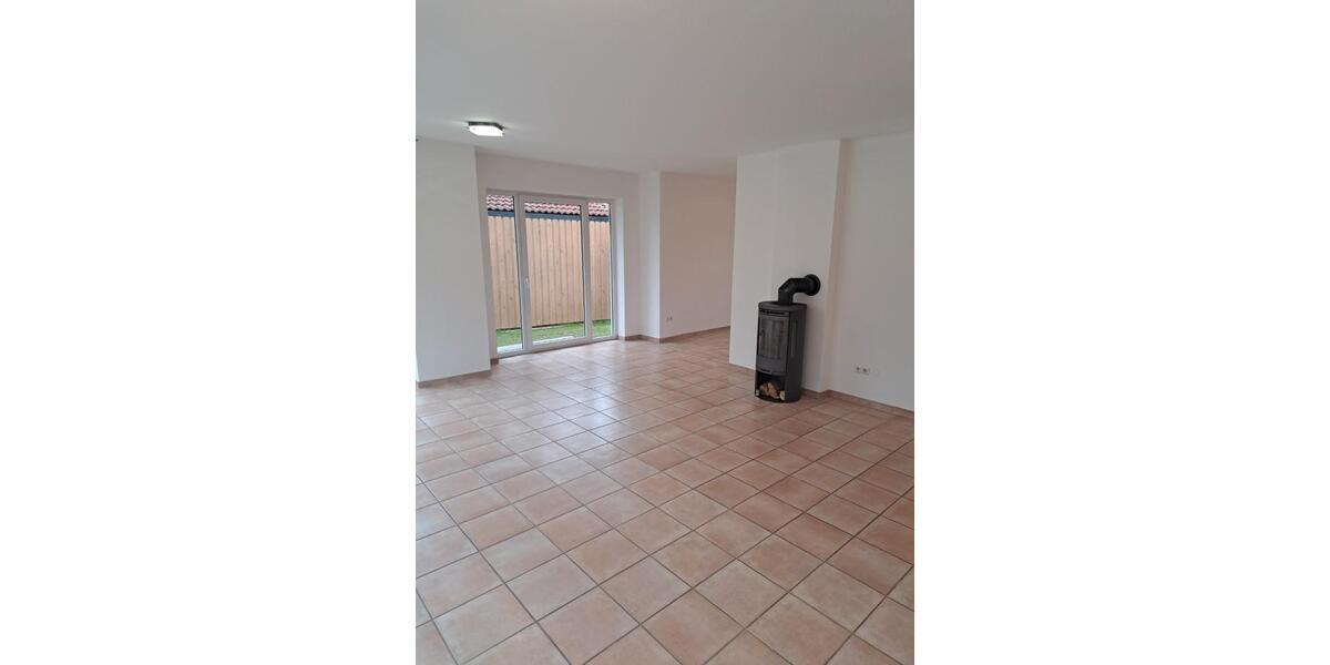 Einfamilienhaus Gunzenhausen - 5 Zimmer, 135 m&sup2;, 1.500&euro; | Angebot:26317362