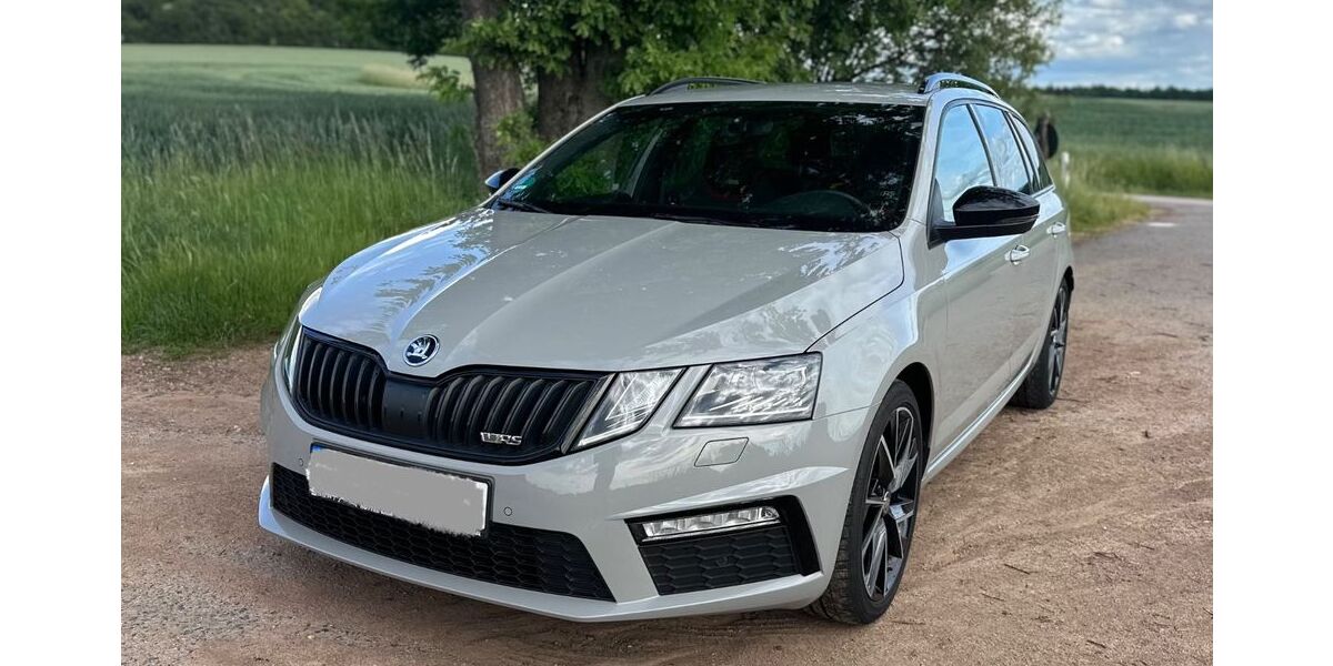 Skoda Octavia 81.000 km 22.900 &euro; Dippoldiswalde 01744