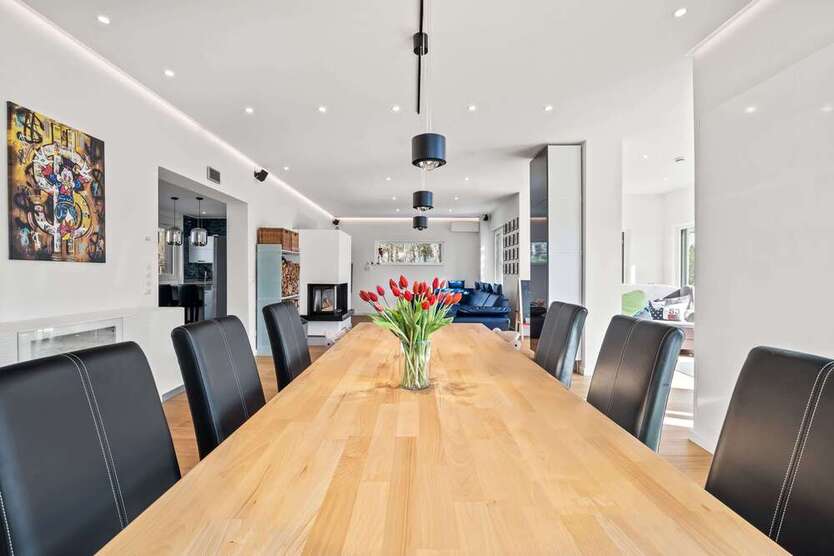 Haus zum Kaufen in Berlin 1.990.000 € 236 m²