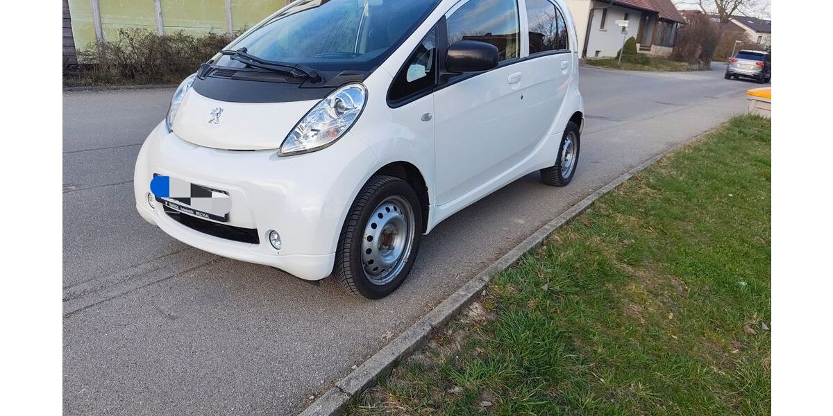 Peugeot iOn 72.500 km 5.400 &euro; Ebersbach-Musbach 88371