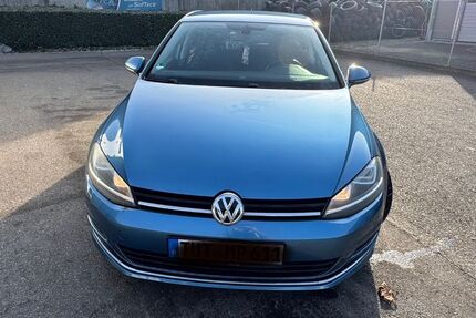 VW Golf 108.000 km 11.500 &euro; Weingarten 88250