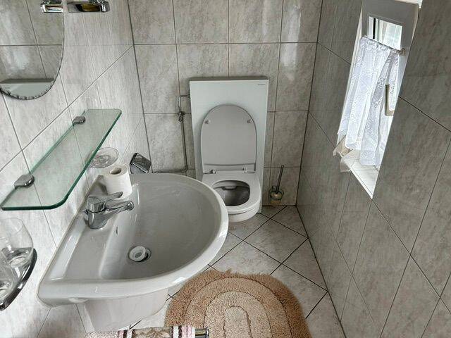 Mehrfamilienhaus, Wohnhaus Neuhaus am Rennweg Steinheid - 6 Zimmer, 190 m&sup2;, 30.000&euro; | Angebot:26156327